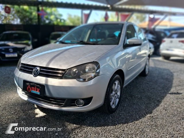 POLO SEDAN - 1.6 MI COMFORTLINE 8V 4P AUTOMATIZADO